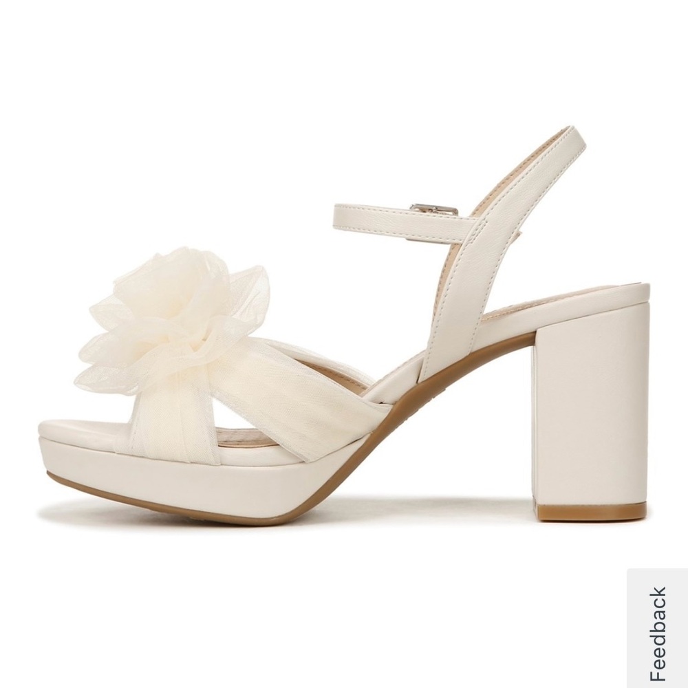 Life Stride, “Last Dance 3” in Bone.  Worn for my wedding for about 3 hours.